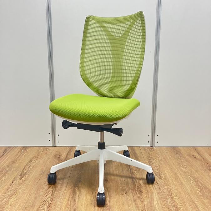 【入替セール】【前傾チルト付き】気持ちを爽やかにリフレッシュ！木目デスクとも相性バッチリなライムグリーンの最高級メッシュチェアが入荷です！■オカムラ（okamura）製　Sabrina（サブリナ）　ハイバック　　■ライムグリーン×ホワイト【オフィスにもご自宅用にも！】
                        サブリナ
                                    中古
            