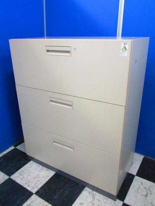 【在庫入替セール】【在庫入替の為特別価格！】キングファイルが入ります。｜3段タイプの引き出し ラテラル書庫 コクヨ/W800省スペース/大量在庫品【A94500179】
                        エディア
                                    中古
            