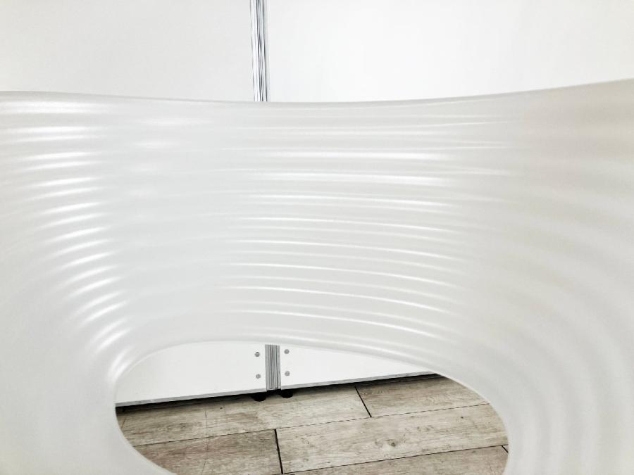 Vitra ミーティングチェア Tom Vac スタッキング ホワイト 中古】トムバックチェア vitra/ヴィトラ スタッキングチェア