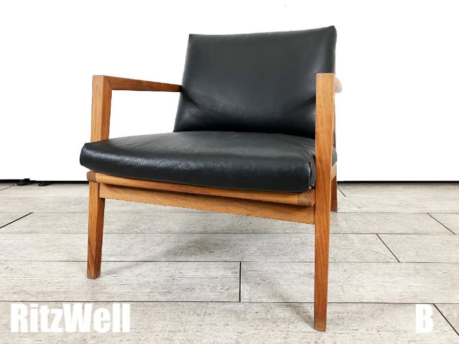 B)Ritzwell / リッツウェル　BLAVA / ブラヴァ イージーチェア 　本革　ウォルナット
                        その他シリーズ
                                    中古
            