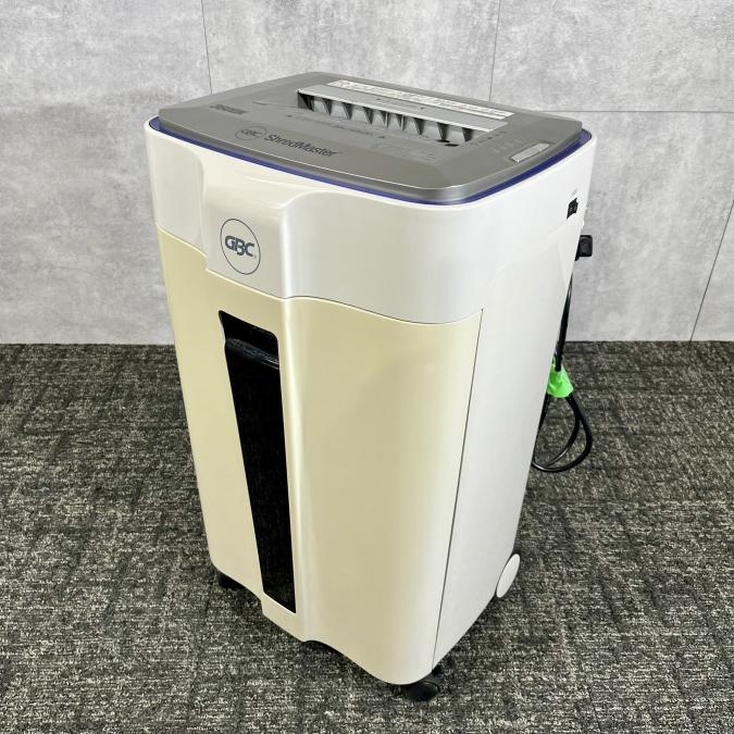 【メディアも裁断可能な小型シュレッダー！】◆GBC/シュレッドマスター360DX　動作確認済み　博多　天神
                        ファーストクラスシリーズ
                                    中古
            