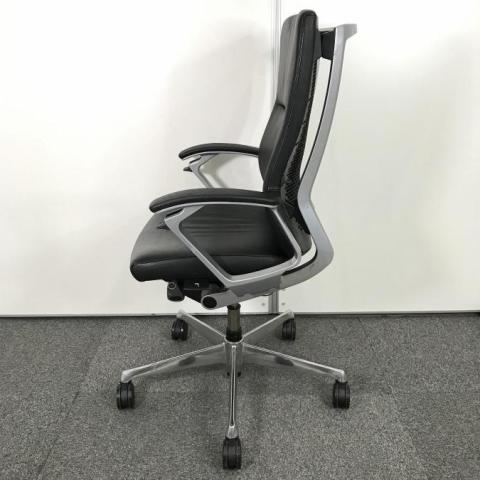 中古】デュークチェア オカムラ/okamura 肘付ハイバックチェア 496892 - 中古オフィス家具ならオフィスバスターズ