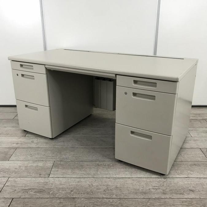 【書類が多い方に最適！引出し7つの大容量タイプ・幅1400㎜の広々両袖デスク】■コクヨ(KOKUYO)　新MXシリーズ　両袖机　■W1400×D700×H700mm　■ニューグレー/オススメ(おすすめ) /人気商品【弊社使用欄：A00960152】【KN】
                        新MXシリーズ
                                    中古
            