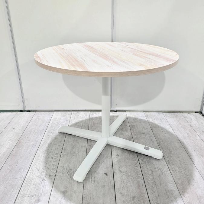 【在庫入替セール】【トレンド】片付けがしやすいキャスター付きの丸テーブル　ミーティングテーブル　ビンテージエルム　ネオホワイト　900Φ ※21年製
                        ライブス
                                    中古
            