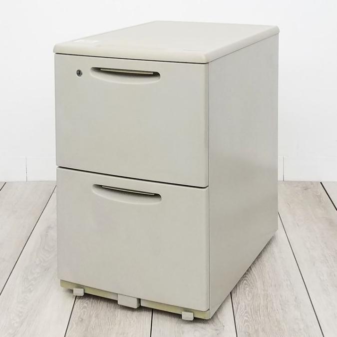 【在庫入替セール】【14台ロット！！】国内トップメーカーの大容量ワゴン！！ オカムラ　SD　2段ワゴン　ニューグレー　鍵付き　収納　書類
                        SD
                                    中古
            