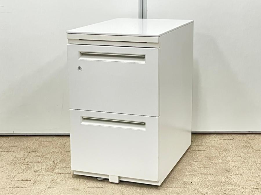 【在庫入替セール】【150台ロット入荷！】【関西倉庫在庫】　内田洋行　スカエナ　3段　オフィスバスターズ　梅田本店
                        スカエナワゴン
                                    中古
            