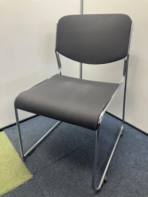 ■コクヨ　スタッキングチェア　ブラック　CK-M852シリーズ
                        CK-M852
                                    中古
            