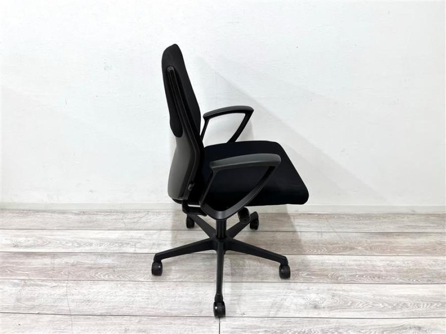 中古】エスクード オカムラ/okamura 肘付ローバックチェア 中古】エスクード オカムラ/okamura 肘付ローバックチェア