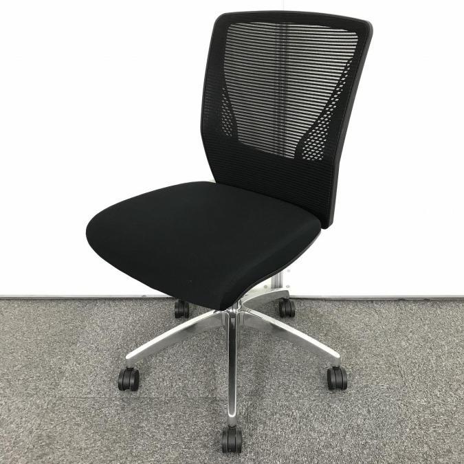 【コスパの良いメッシュチェア！】■オカムラ　VILLAGEシリーズ　オフィスチェア　ブラック 【AD】
                        ヴィラージュチェア
                                    中古
            