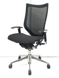 【在庫入替セール品！】■オカムラ　バロンチェア　可動肘付　ブラック　背座メッシュ　※リクライニング不良、上下昇降ガス弱めのためお安く！