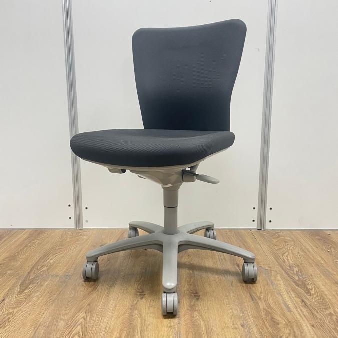 中古】オカムラ オフィスチェア ゲーミングチェア カロッツァ ハイバック 肘付 2脚 セット デスク用チェア 地域限定送料無料 : リスタ 2号店 -  通販 - Yahoo!ショッピング