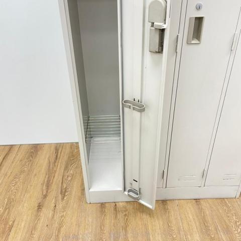 4人用ロッカー ( コクヨ ) ニューグレー / LK | 中古オフィス家具通販のありがとう屋
