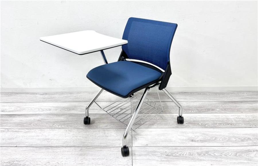 【定価約8万円】【メモ台付きネスティングチェア！】■オカムラ/クリール　■ネスティングチェア　残り1点
                        クリール
                                    中古
            