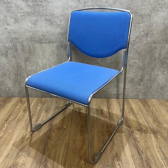 【南】★大量入荷★【オカムラ/ミーティングチェア/810FX】　オフィスチェア 　会議用椅子　スタッキングチェア　パイプチェア　Okamura　事務イス　中古　福岡　博多　天神　佐賀　長崎　大分　熊本　宮崎　鹿児島　沖縄
                        その他シリーズ
                                    中古
            