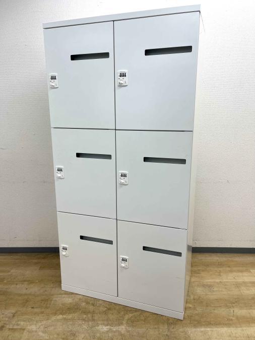 【フレキシブルな働き方に対応するメールロッカー！鍵の持ち運び要らずで便利に使えるダイヤル錠タイプが入荷！】　■オカムラ（Okamura）製　ピクスラインシリーズ　6人用パーソナルロッカー　■ホワイト　■メール投函口付　■ダイヤル錠　■パーソナルロッカー
                        ピクスライン
                                    中古
            