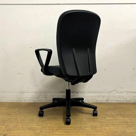 【中古】サリダ（salida）チェア イトーキ/ITOKI 肘付ローバックチェア 483338