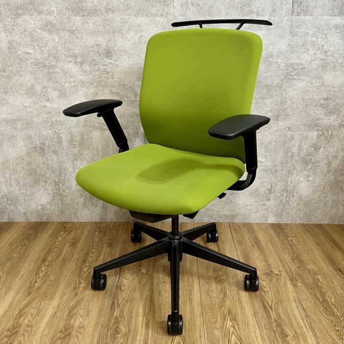 【在庫入替セール品】【コスパ最強！しっかりクッション・調整機能も充実！長時間のデスクワークにもオススメ！】■ウチダ (UCHIDA)製　クレネチェア (KRENE)　肘付ミドルバック　■可動肘　■ハンガー付　■グラスグリーン /オススメ(おすすめ) /人気商品【弊社使用欄：A00970799】
                        クレネ
                                    中古
            