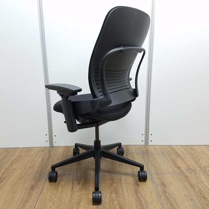 【中古】リープV2 Steelcase/スチールケース 肘付ハイバックチェア 501148 - 中古オフィス家具ならオフィスバスターズ