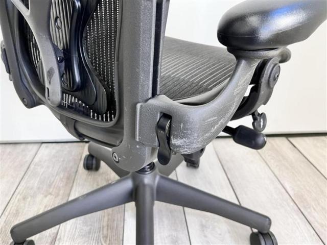 中古】アーロンチェア（ポスチャー フル装備） Herman Miller/ハーマンミラー 肘付ハイバックチェア 501286 -  中古オフィス家具ならオフィスバスターズ