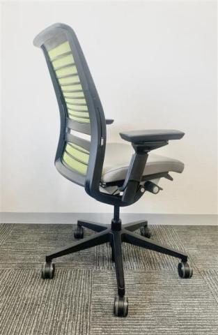 Steelcase（スチールケース） シンクチェア（2014年以前モデル）(Think chair) 一覧 - 中古オフィス家具ならオフィスバスターズ