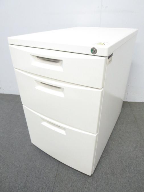 【デスク周りをスッキリ整理！】■イトーキ製　3段ワゴン　CZシリーズ　ホワイト　■デスク下の収納・書類管理に【デスクサイドキャビネット】
                        CZシリーズ
                                    中古
            