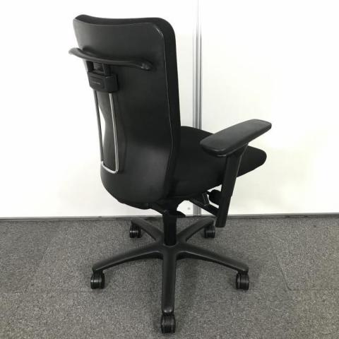 中古】カロッツァチェア CK96ZR 5033 オカムラ/okamura 肘付ハイバックチェア 501408 - 中古オフィス家具ならオフィスバスターズ