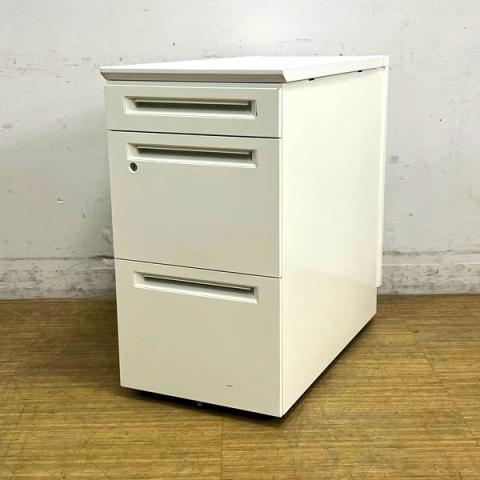 中古】プロユニット オカムラ/okamura 脇机3段 501498 - 中古オフィス家具ならオフィスバスターズ