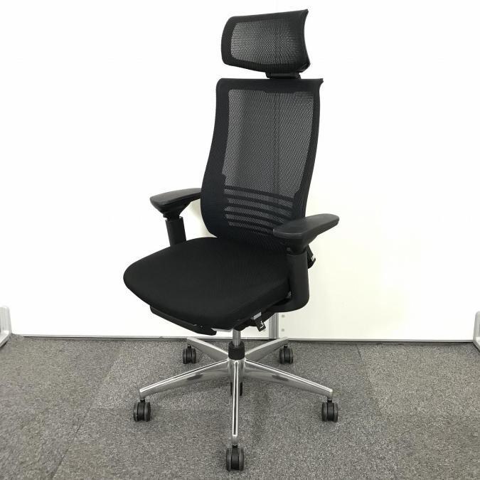 INSPINE インスパイン／ヘッドレスト付き／可動肘／座面革張り／ブラックフレーム／座ブラック／フローリング用キャスター