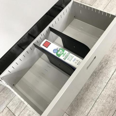 イトーキ ITOKI シンラインキャビネット HTM-109AAS-W9/HTM-109HSS-W9 上下書庫 ラッチ 両開き 引き出し 鍵無し  EG12953 中古オフィス家具 配送サイズ300