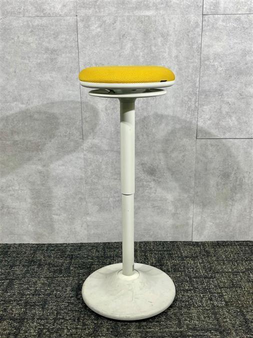 【ピルエットチェア】2019年製　メーカー品　オカムラ　Okamura　昇降　チェア　オフィスチェア　会議室　椅子　入れ替え　買い替え　揃い　腰痛　姿勢　福岡　博多　天神　佐賀　長崎　大分　熊本　宮崎　鹿児島　沖縄　office chair ∴
                        ピルエット
                                    中古
            