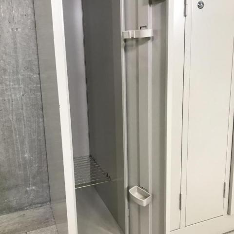中古】 ウチダ/UCHIDA 4人用更衣ロッカー 168684 - 中古オフィス家具ならオフィスバスターズ