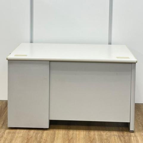 中古】SDシリーズ オカムラ/okamura 片袖机 501988 - 中古オフィス家具ならオフィスバスターズ