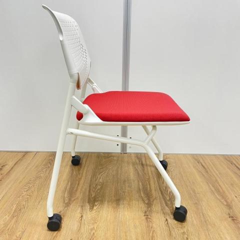 【Sランク美品】 【88脚入荷】 【送料無料 地域限定】 オカムラ ルナ 10脚セット ミーティングチェア 会議チェア ネスタブルチェア  ネスティングチェア 多目的チェア 折り畳みチェア キャスター付き 【中古オフィス家具】【中古】
