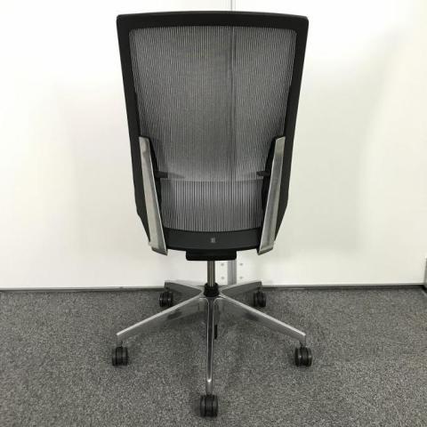 中古】スカラールフト オカムラ/okamura スタッキングチェア 499997 - 中古オフィス家具ならオフィスバスターズ