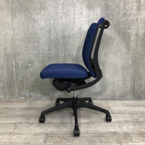 中古】ヴィスコンテチェア CWA6ZA FEA4 オカムラ/okamura 肘付ハイバックチェア 502131 - 中古オフィス家具ならオフィス バスターズ