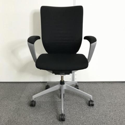中古】エピオスチェア KE-415GB-Z5T1T1 イトーキ/ITOKI 肘付ローバックチェア 502162 -  中古オフィス家具ならオフィスバスターズ