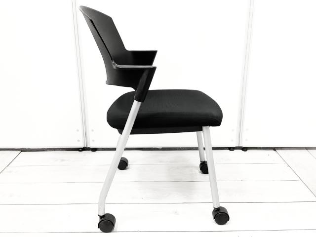 中古】プロッティチェア コクヨ/KOKUYO スタッキングチェア 502271 - 中古オフィス家具ならオフィスバスターズ
