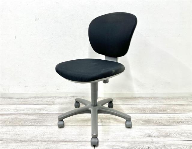 【中古】レグノチェア2  コクヨ（KOKUYO） 肘無ローバックチェア