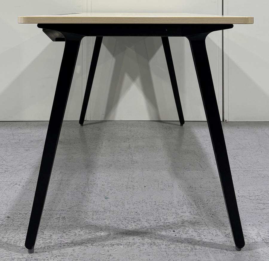 ミーティングテーブル 内田洋行 W1800 リユース品 値下げしました！ - 机