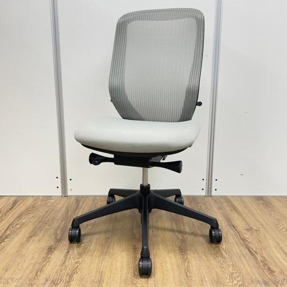 【値下げ】 オカムラ/okamura 中古】シルフィーメッシュ 肘無ハイバックチェア 中古オフィス家具ならオフィスバスターズ - 504464 椅子