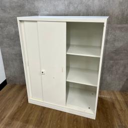 【スペース節約に最適な書庫！】オカムラ　Okamura　レクトライン　キャビネット　引き違い　鍵付き　レア　本棚　書類　中古　中古オフィス家具　スライド書庫　デッドスペース　収納　福岡　博多　天神　佐賀　長崎　大分　熊本　宮崎　鹿児島　沖縄　オフィスバスターズ
