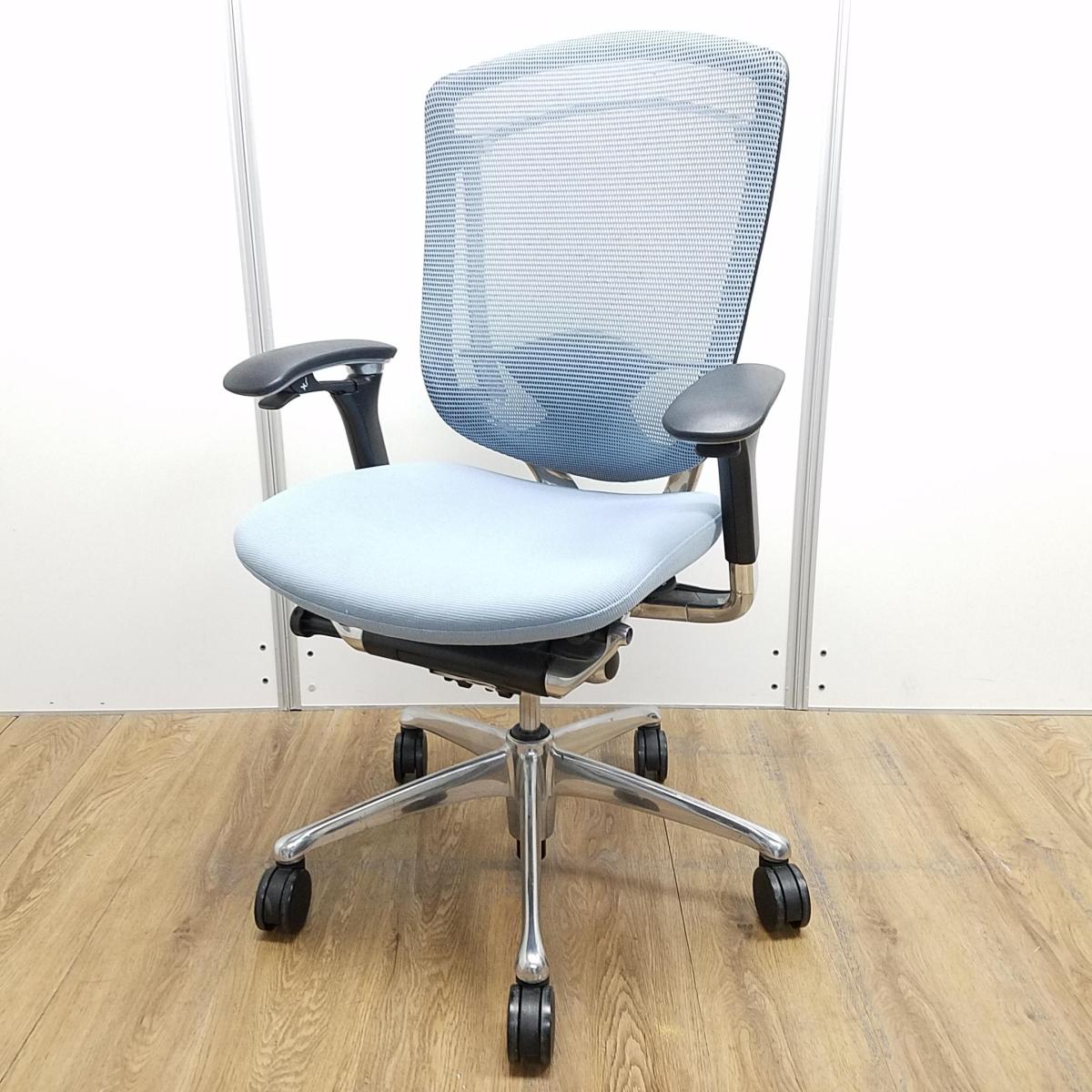 オカムラ製　コンテッサシリーズ　ライトブルー　アジャストアーム※可動肘　背面メッシュ　ランバー付　上質な座り心地で快適キープ！世界で認められた革新的なタスクチェア！　肘付きハイバックチェア！！
                        コンテッサチェア
                                    中古
            