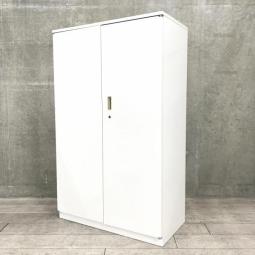 【8台入荷】【少し高さのある4段収納タイプ！中を一望できる観音開きのキャビネット】■イトーキ（ITOKI） シンライン (THIN LINE)　両開き書庫　ローキャビネット　H1470㎜　■ホワイト　■シリンダー錠　■天板付き