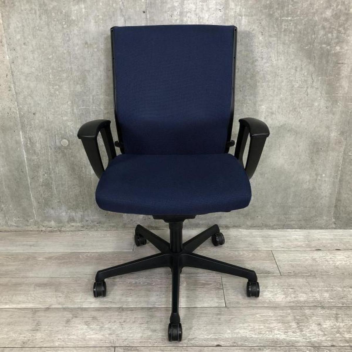 中古】エスクード C445ZR FFW4 オカムラ/okamura 肘付ハイバック