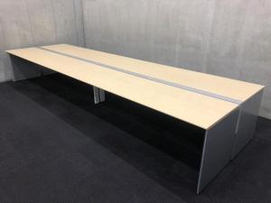 【倉庫在庫品】新しくオフィス開設時にいかがでしょうか！？　フリーアドレスデスク　幅4800㎜　■色：ナチュラル（木目調）