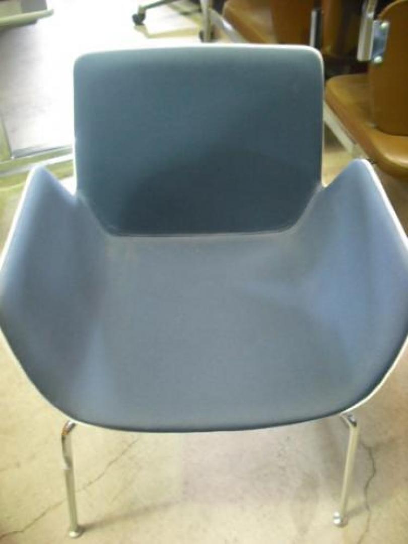 ロビーチェア
                                    中古
            