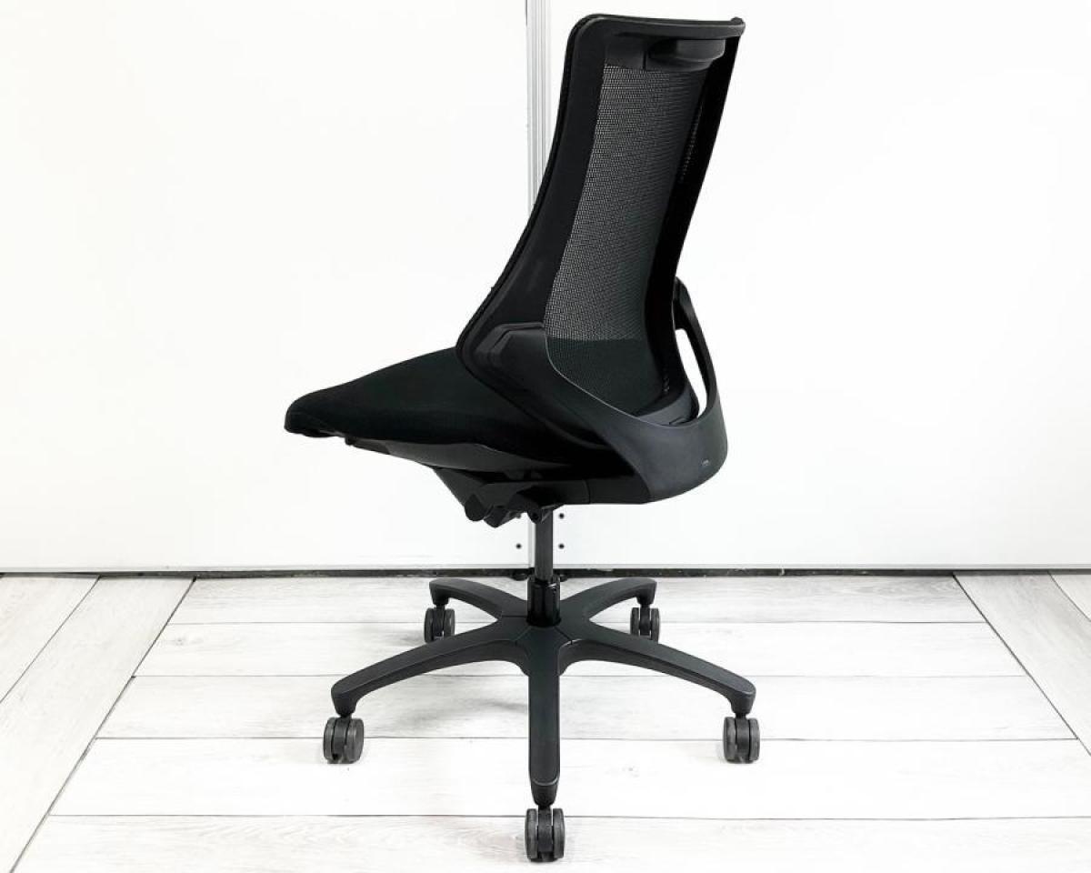 中古】エフメッシュ KF-370JB-T1T1 イトーキ/ITOKI 肘無