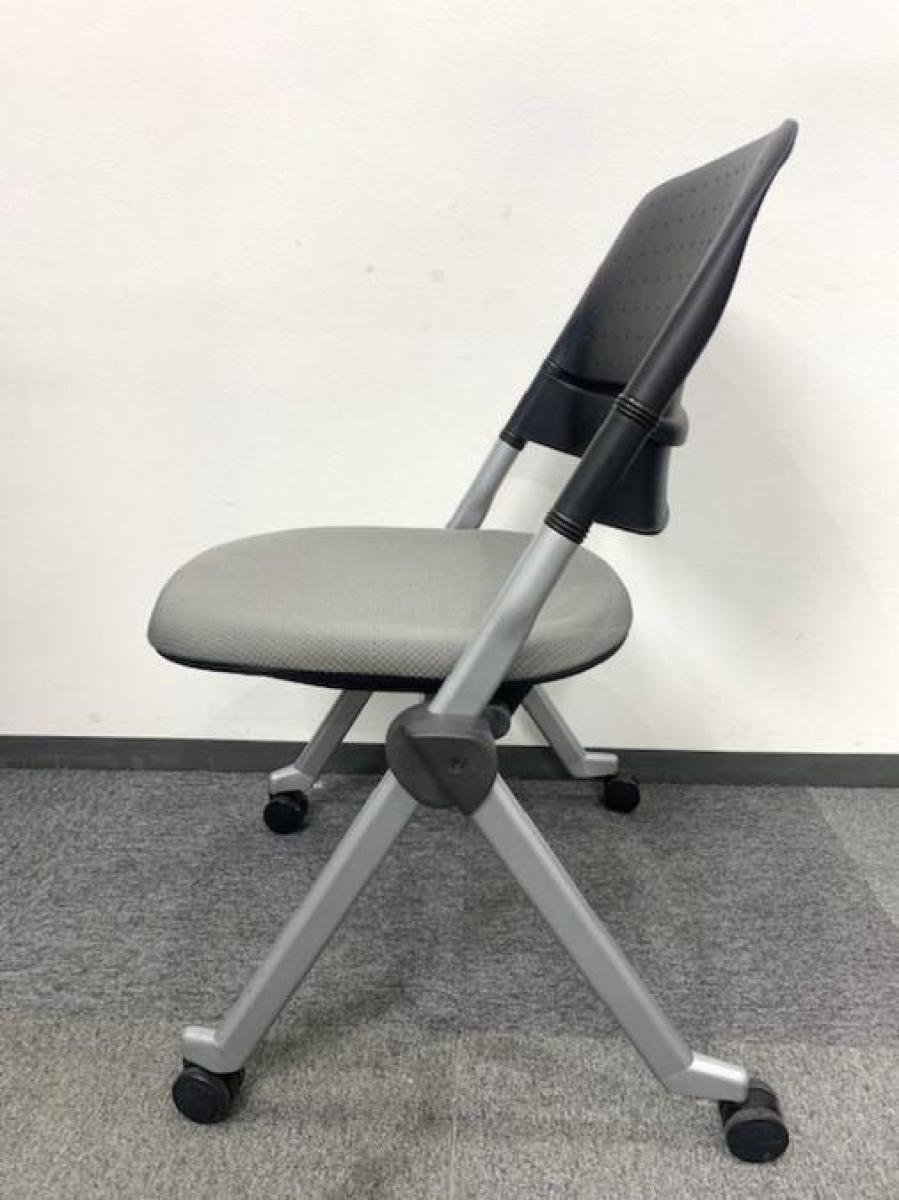 中古】リータ オカムラ/okamura ネスティングチェア 511977 中古】リータ オカムラ/okamura ネスティングチェア 511977