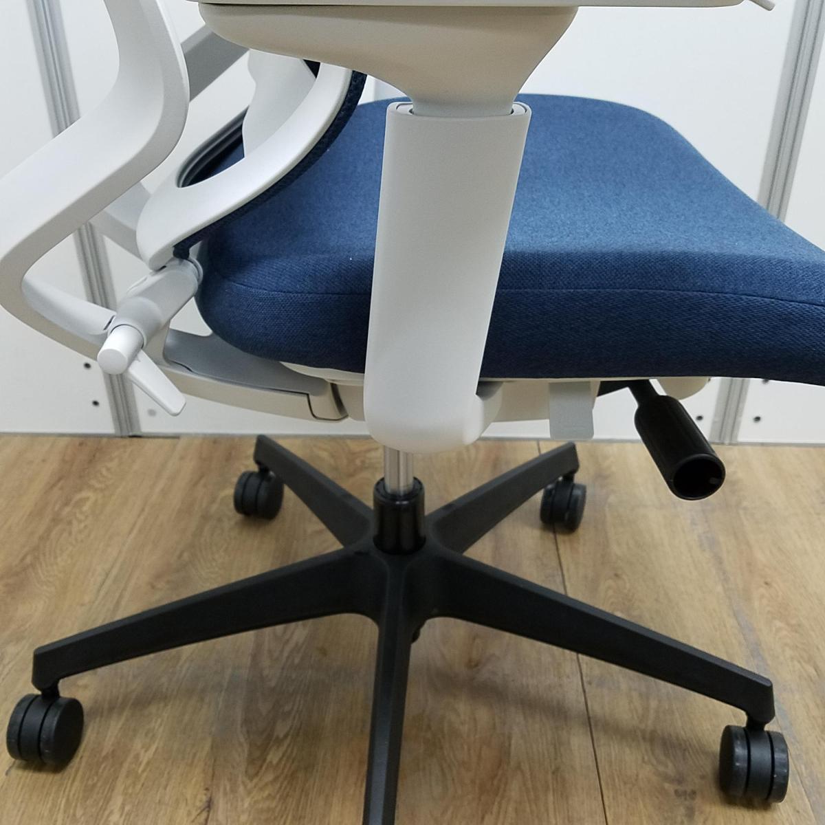 中古】デュオラ メッシュ コクヨ/KOKUYO 肘付ハイバックチェア 中古】デュオラ メッシュ コクヨ/KOKUYO 肘付ハイバックチェア