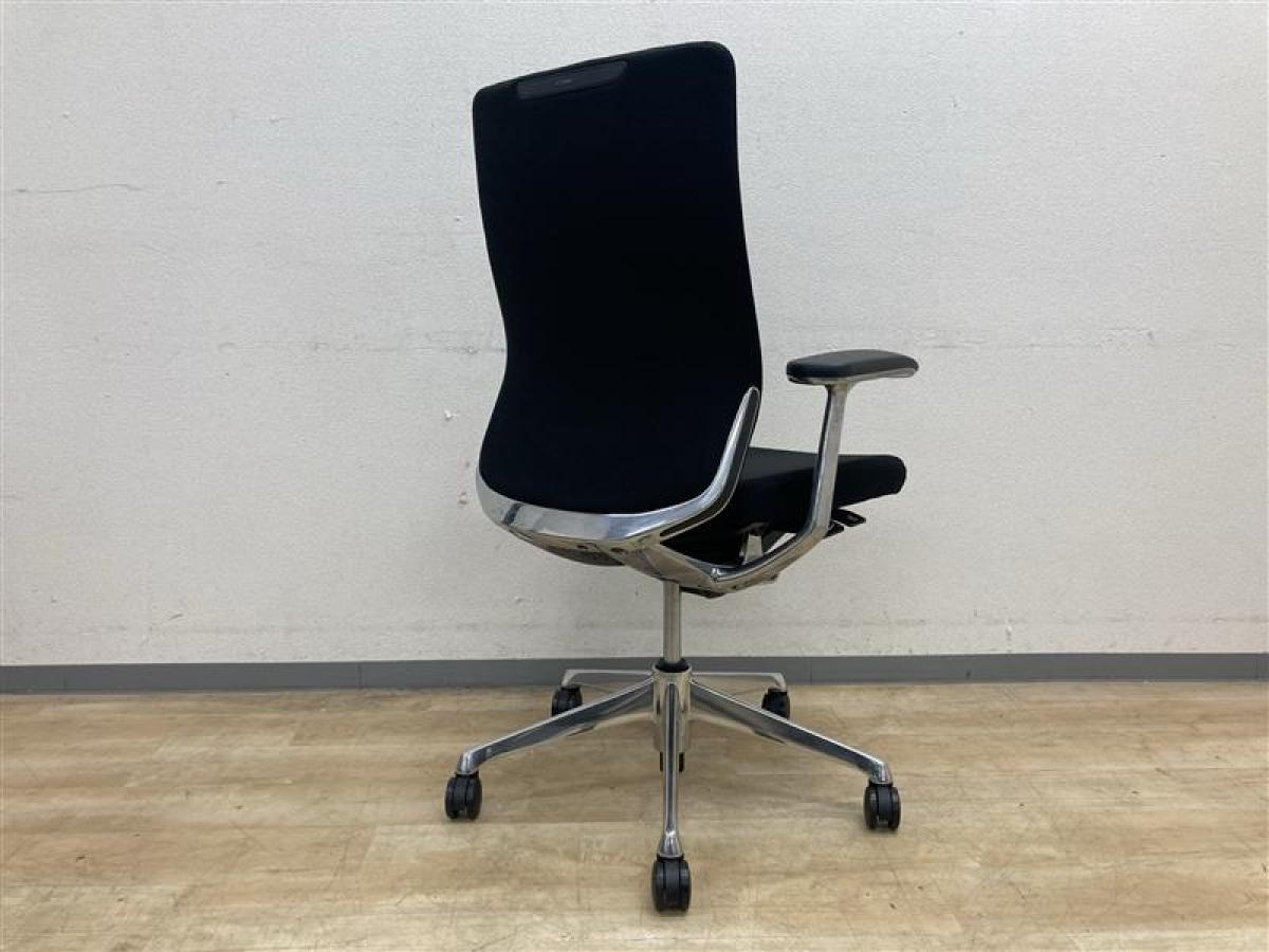 中古】コーラルチェア オカムラ/okamura 肘付ハイバックチェア 中古】コーラルチェア オカムラ/okamura 肘付ハイバックチェア